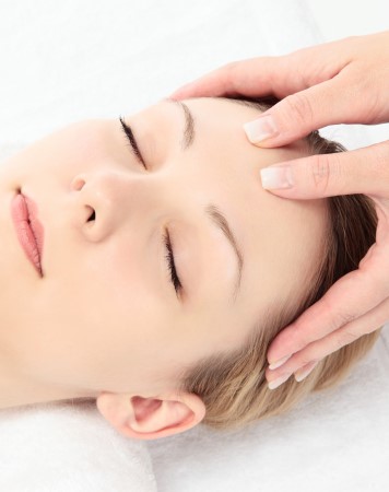 Massage capillaire à l’huile d’argan